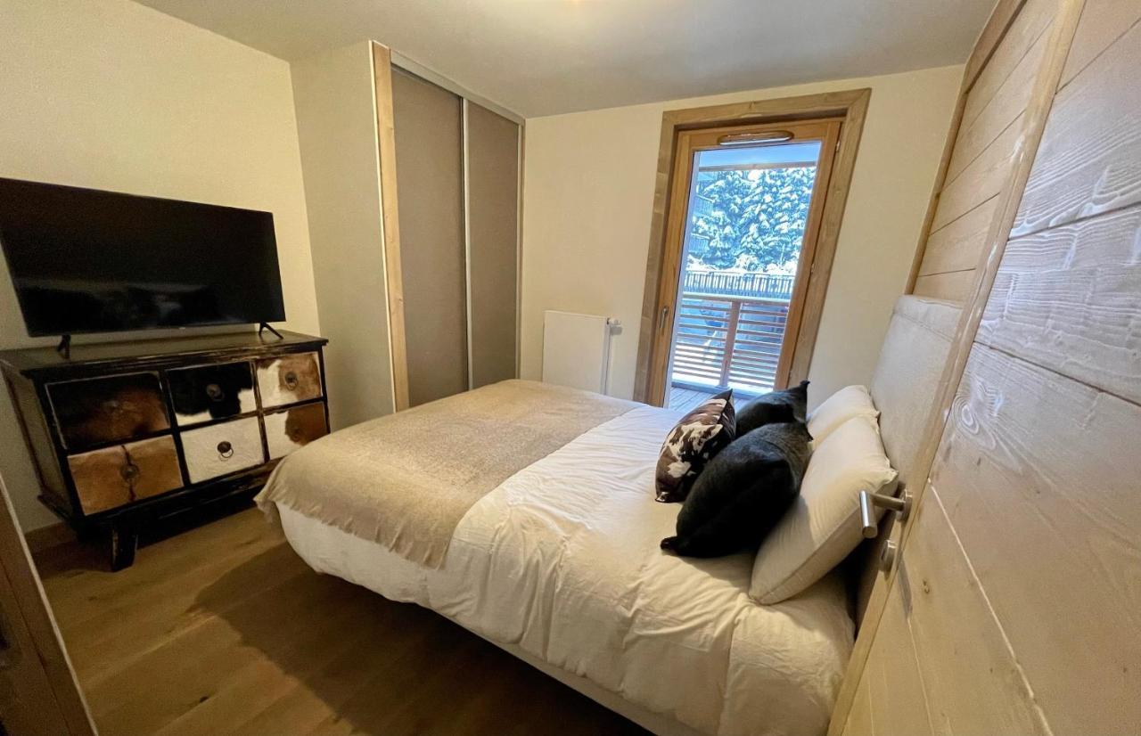 Appartement De Standing Plein Centre Station, 50M Des Pistes لي جيه المظهر الخارجي الصورة