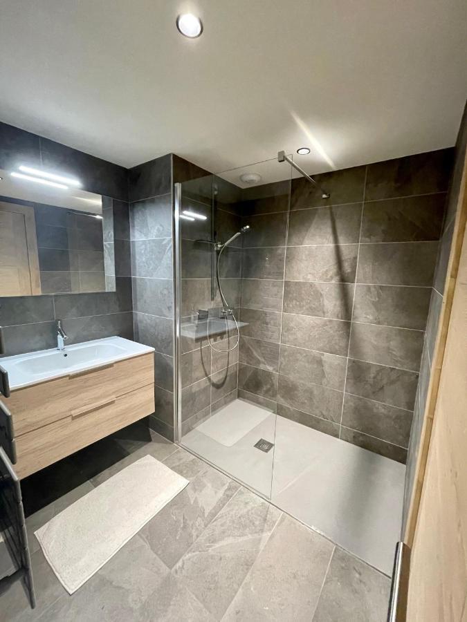 Appartement De Standing Plein Centre Station, 50M Des Pistes لي جيه المظهر الخارجي الصورة